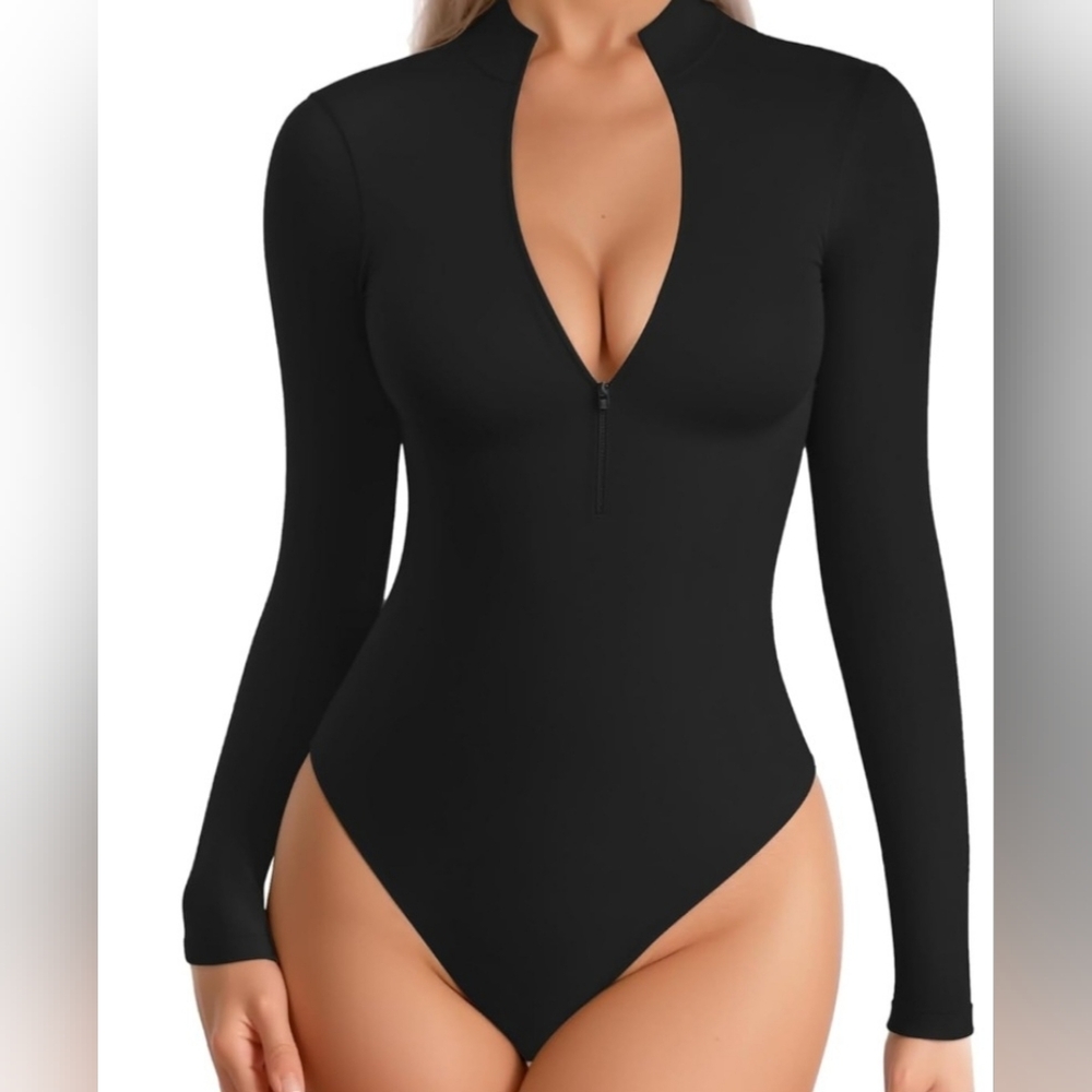 Long-Sleeve Black Zip Front V-Neck Bodysuit Size S NWT